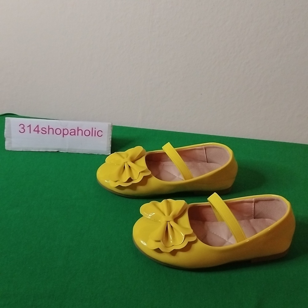 Toddler Girls Yellow Patent Leather Shoes With Bow